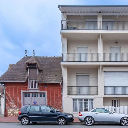 2-Bedroom Apartment With Balcony Near Hippodrome Deauville Exterior foto