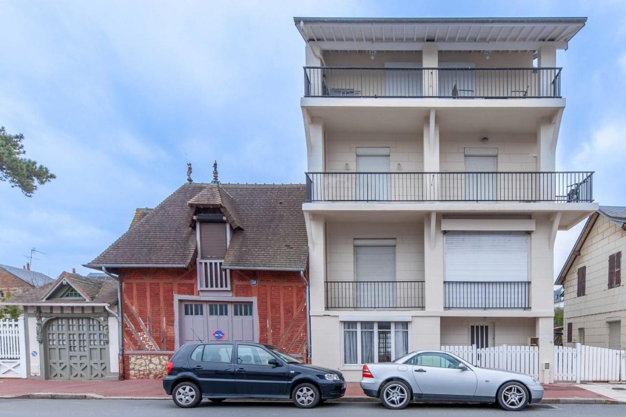 2-Bedroom Apartment With Balcony Near Hippodrome Deauville Exterior foto